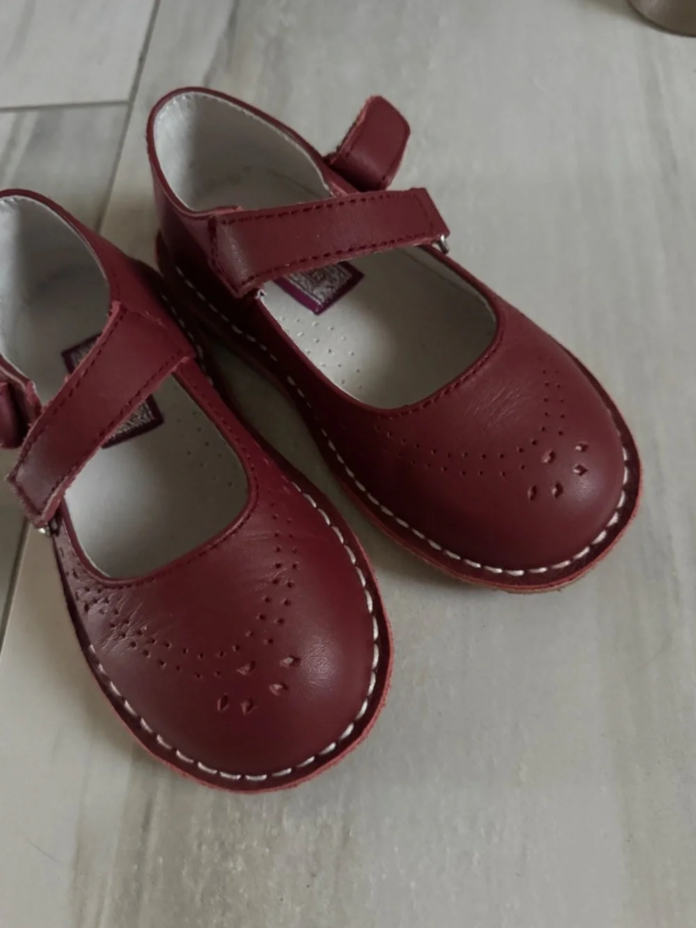 L'Amour Red Girls' Mary Jane Dress Shoes